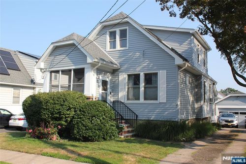 81 Savoy Pl, Prospect Park, NJ, 07508-2228 | Card Image