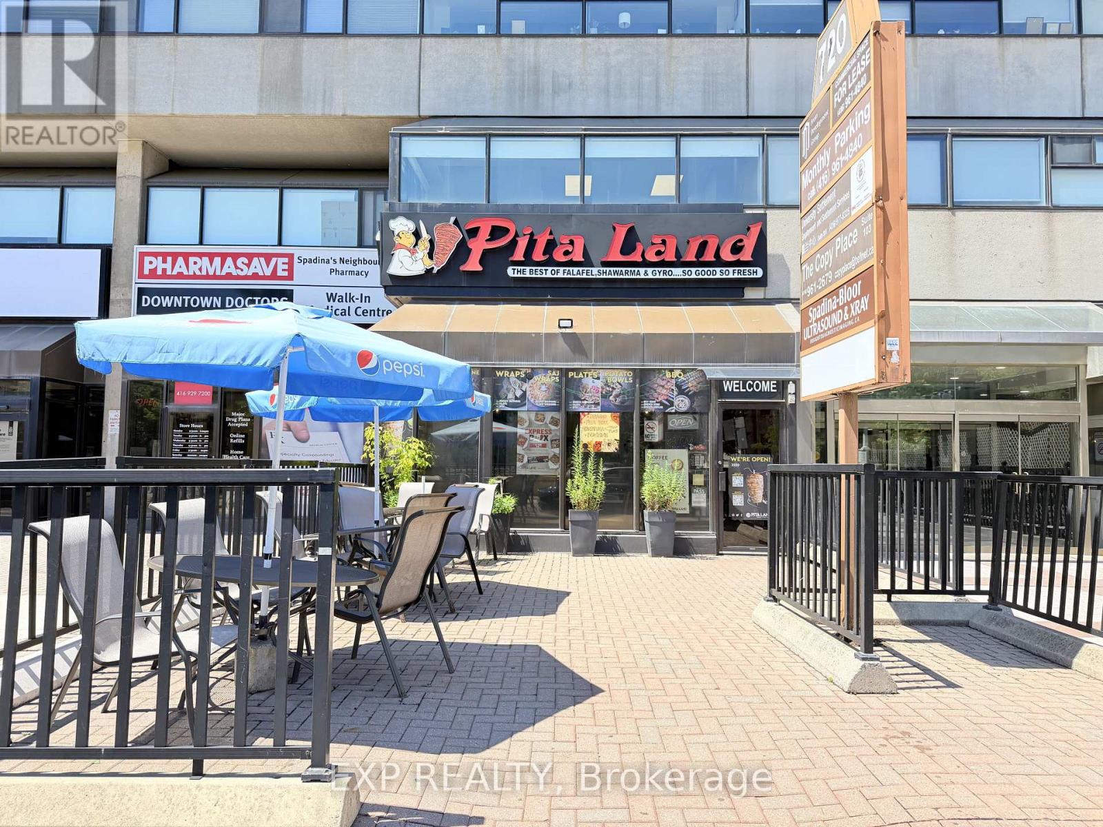 Business Opportunity in Toronto (University) 3