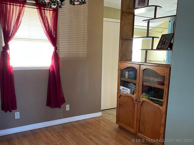 1011 10 Th St, House other with 2 bedrooms, 1 bathrooms and null parking in Cushing OK | Image 9