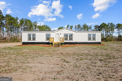 4030 Lake Mayers Rd, Baxley, GA, 31513-8582 | Card Image