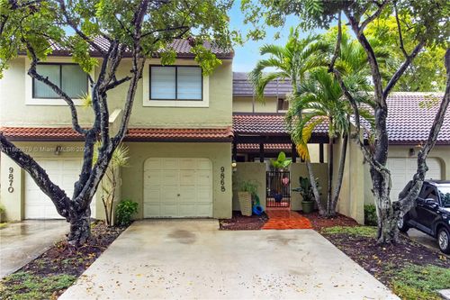 93-9868 Costa Del Sol Blvd, Doral, FL, 33178-2910 | Card Image