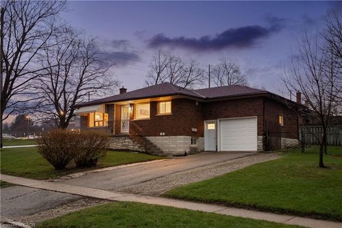 23 Knightswood Boulevard, Guelph, ON, N1E3W3 | Card Image