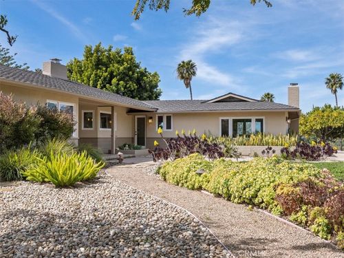 3744 Foothill Rd, Santa Barbara, CA, 93105-1909 | Card Image