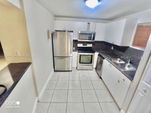 apt-208-4255 N University Dr, Sunrise, FL, 33351-6221 | Card Image