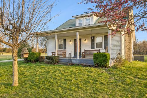 8435 Taliaferro Rd, Eagleville, TN, 37060-9104 | Card Image