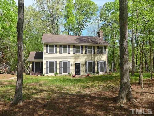 2 Elmstead Pl, Chapel Hill, NC, 27517-8609 | Card Image