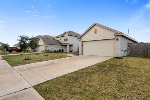 14518 Broadbury Pond Rd, Rosharon, TX, 77583-3900 | Card Image
