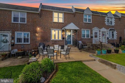 236 Woodbridge Rd, CLIFTON HEIGHTS, PA, 19018-1224 | Card Image