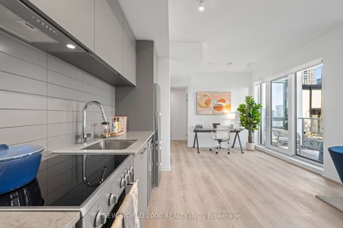 1513-101 Roehampton Ave, Toronto, ON, M4P2W2 | Card Image