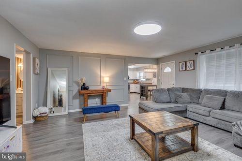 45 Stratford Ln, MOUNT LAUREL, NJ, 08054-1920 | Card Image