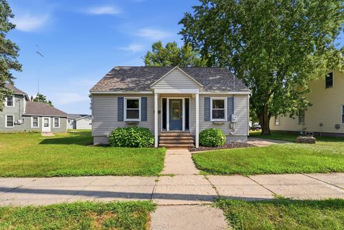217 River St, Paynesville, MN, 56362-1240 | Card Image