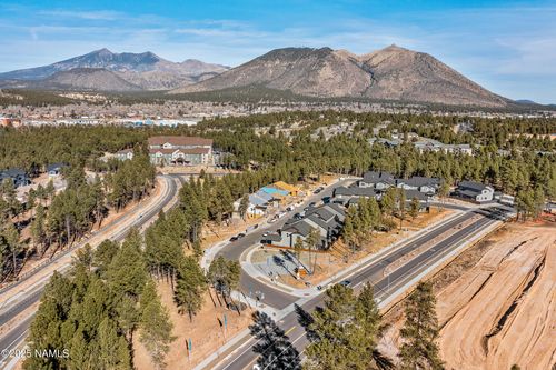 645 N Snowberry Cir, Flagstaff, AZ, 86004-0024 | Card Image