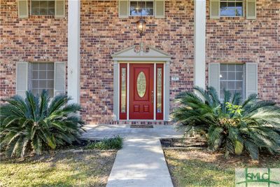 Handsome Colonial Brick home in Oakdale S/D in midtown! | Image 2