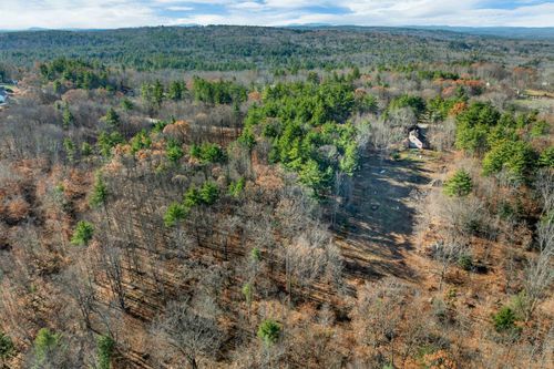 77 White Rock Hill Rd, Bow, NH, 03304-4222 | Card Image