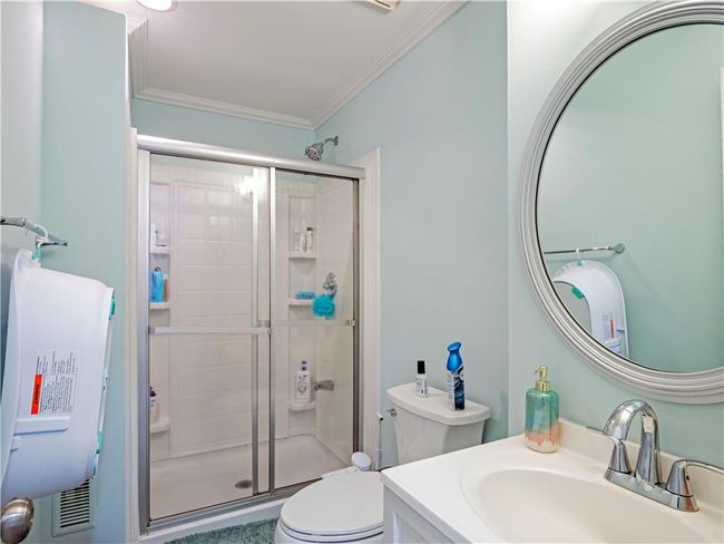 10910 Chatburn Way, House other with 5 bedrooms, 3 bathrooms and null parking in Johns Creek GA | Image 6