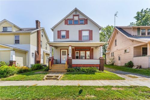 203 Baldwin Ave, Sharon, PA, 16146-2721 | Card Image