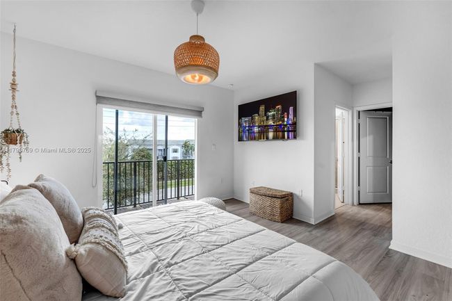809 Se 16 Th Ct, Townhouse with 3 bedrooms, 3 bathrooms and null parking in Homestead FL | Image 28