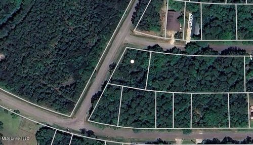 6115 E Forrest St, Bay Saint Louis, MS, 39520-8395 | Card Image