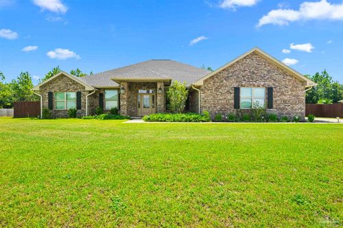 9122 Tara Cir, Milton, FL, 32583-4102 | Card Image