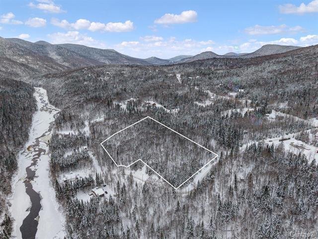 Land in Sainte-Brigitte-de-Laval 2