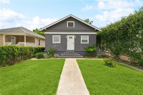 2648 Jonquil St, New Orleans, LA, 70122-6022 | Card Image