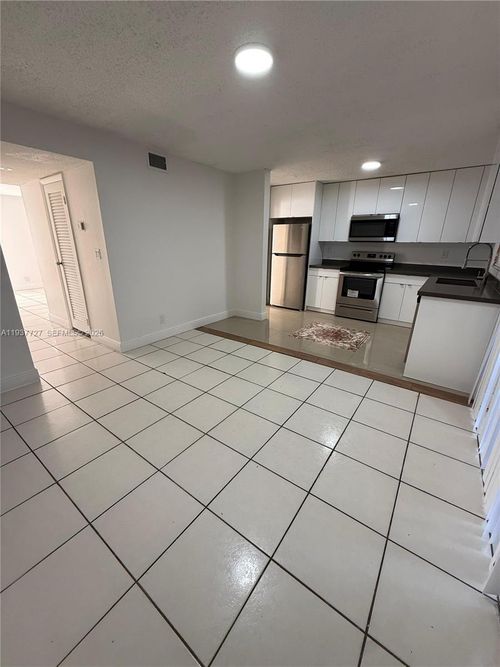 92-5817 Blueberry Ct, Lauderhill, FL, 33313-3079 | Card Image