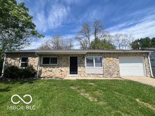 8724 Montery Rd, Indianapolis, IN, 46226-5507 | Card Image