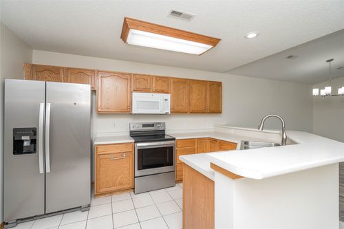 9509 Ironwood Ln, Johnston, IA, 50131-2786 | Card Image