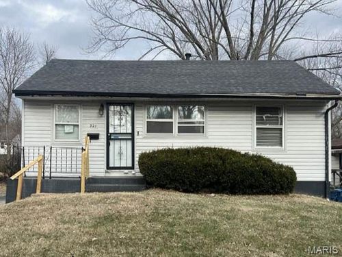 321 Caithness Rd, Saint Louis, MO, 63137-4003 | Card Image
