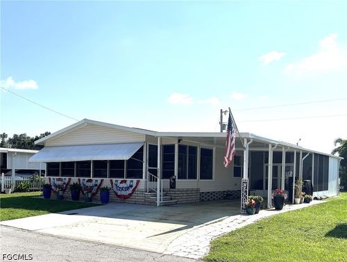 216 Shrub Ln N, NORTH FORT MYERS, FL, 33917-7416 | Card Image