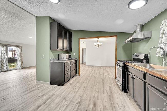 4211 E 100 Th Ave, Home with 3 bedrooms, 2 bathrooms and 2 parking in Thornton CO | Image 14