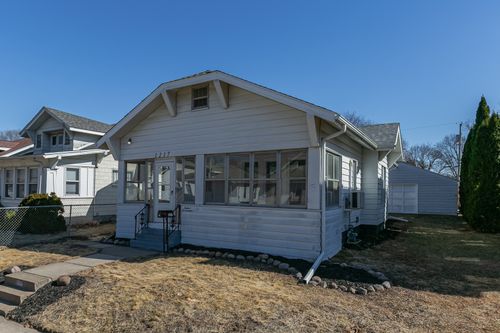 1217 35th St, Rock Island, IL, 61201-3036 | Card Image