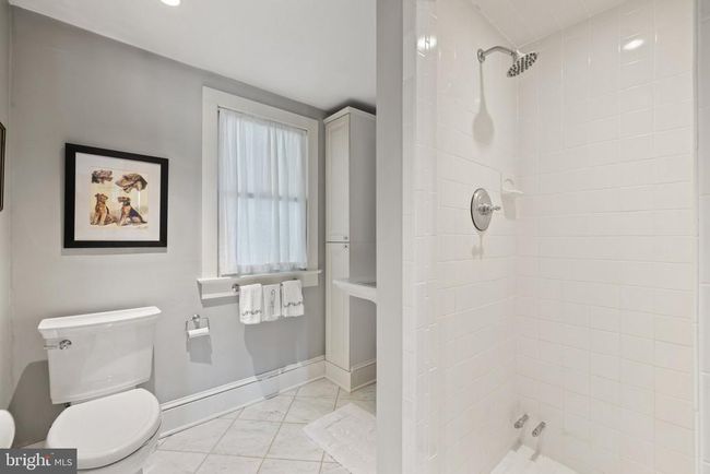 6592 Smitten Farm Ln, House other with 3 bedrooms, 2 bathrooms and null parking in THE PLAINS VA | Image 13