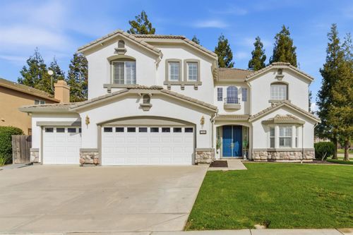 243 John Kamps Way, Ripon, CA, 95366 | Card Image