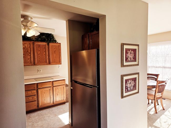 STAINLESS STEEL REFRIGERATOR | Image 9