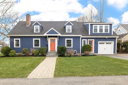 4 Greenough Street, Needham, MA, 02494 | Card Image
