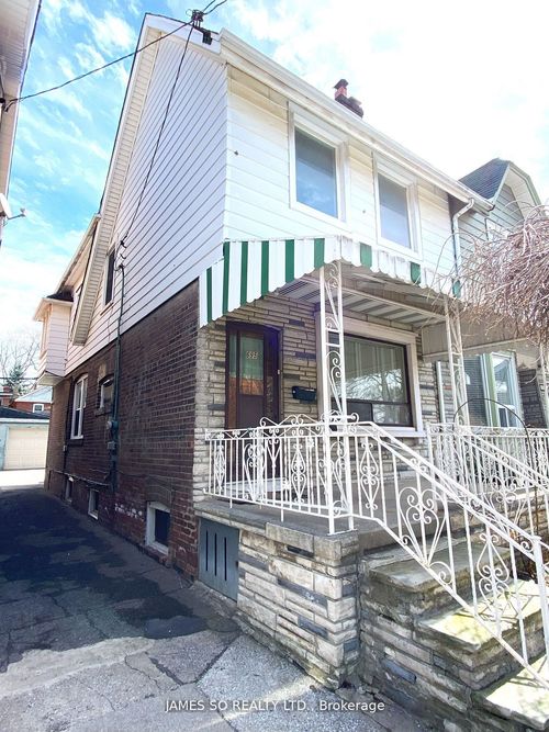 bsmt-695 Greenwood Ave, Toronto, ON, M4J4B6 | Card Image