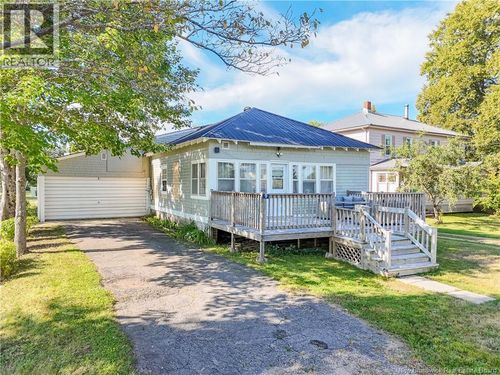9 Elm St, Mcadam, NB, E6J1X5 | Card Image