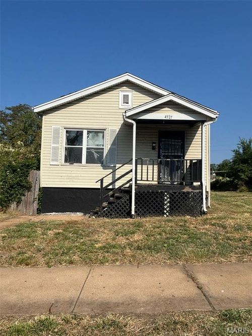 4527 Davison Ave, Saint Louis, MO, 63120-2235 | Card Image