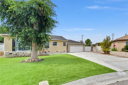 7152 Yucca St, Buena Park, CA, 90621-2719 | Card Image