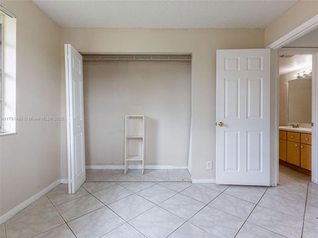 I - 10106 Twin Lakes Dr, Condo with 2 bedrooms, 2 bathrooms and null parking in Coral Springs FL | Image 15