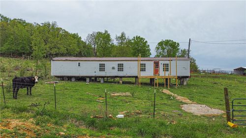 1085 County Road 723, Huntsville, AR, 72740-8006 | Card Image