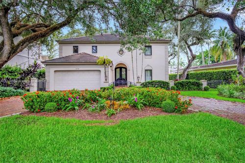 4716 University Dr, Coral Gables, FL, 33146 | Card Image