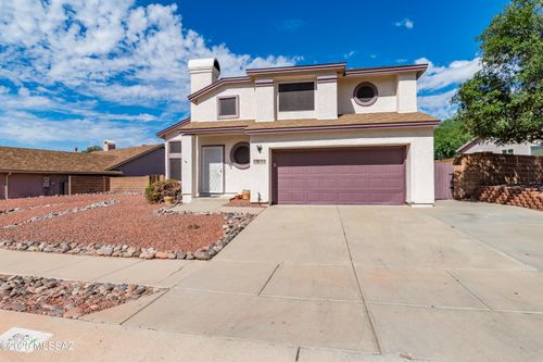 9151 N Eaglestone Loop, Tucson, AZ, 85742 | Card Image