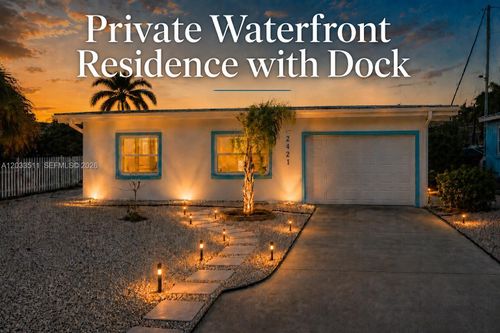 2421 Oleander St, SAINT JAMES CITY, FL, 33956-2074 | Card Image