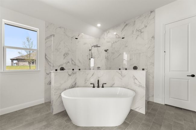 33. 150 Waterview - Bath (5) | Image 12