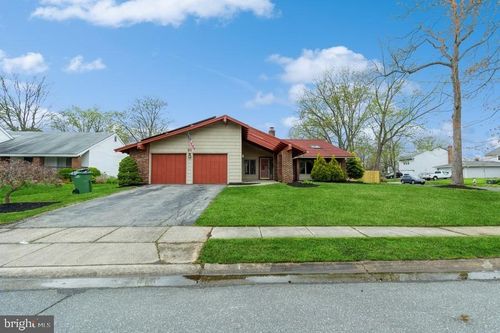 21 Erynwood Ave, MARLTON, NJ, 08053-1814 | Card Image