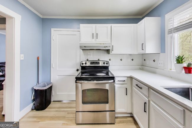 150 Burke St Se, House other with 4 bedrooms, 2 bathrooms and null parking in Marietta GA | Image 18