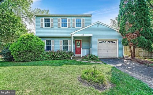 115 Carrie Ln, PHOENIXVILLE, PA, 19460-1975 | Card Image
