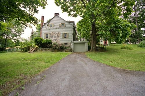 82 Lower Rd, Westtown, NY, 10998-4121 | Card Image